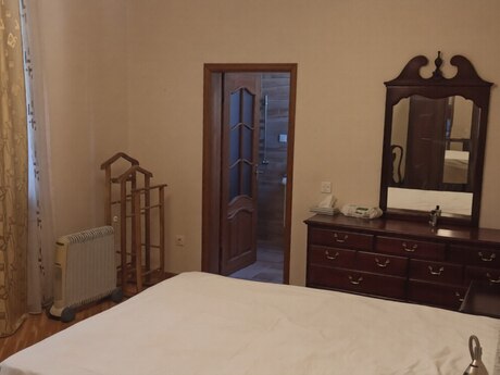Badamdarda 9 otaqlı həyət evi kirayə verilir, 500 m², 3 000 AZN/ay, şəkil 4 / 12