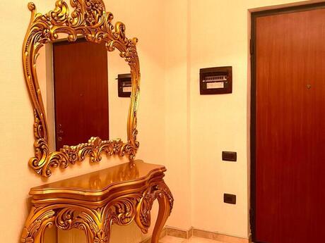 4 otaqlı yeni tikili - Gənclik m. - 210 m²