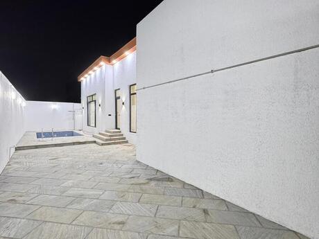 4 otaqlı həyət evi/bağ evi - Şüvəlan q. - 150 m²