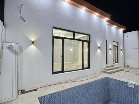 4 otaqlı həyət evi/bağ evi - Şüvəlan q. - 150 m²