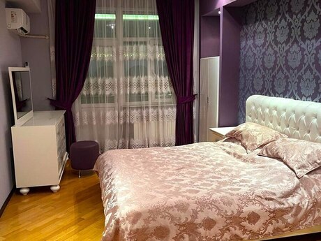 3 otaqlı yeni tikili - Şah İsmayıl Xətai m. - 160 m²