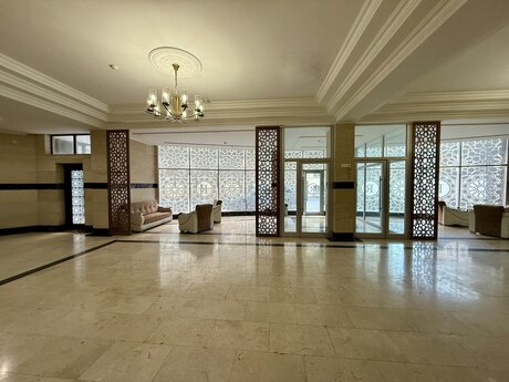 3 otaqlı yeni tikili - Elmlər Akademiyası m. - 167 m²