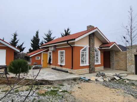 4 otaqlı həyət evi/bağ evi - Novxanı q. - 200 m²
