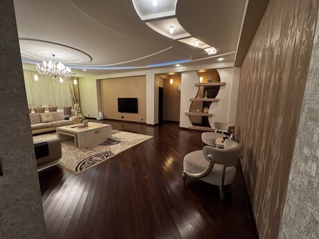 Elan №5801502 - Bakı, Elmlər Akademiyası m., 4 otaqlı, 200 m², 16/17 mərtəbə