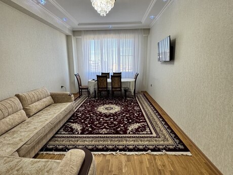 3-комн. новостройка - м. Азадлыг проспекти - 100 м²