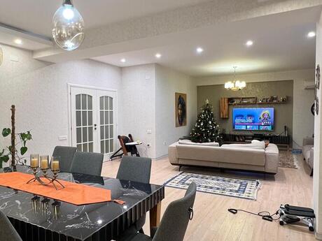 5 otaqlı mənzil, 240 m², Bayıl: 580 000 ₼ 5