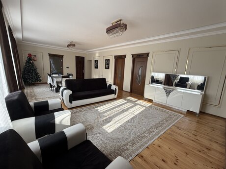 4 otaqlı həyət evi/bağ evi - Qəbələ - 150 m²