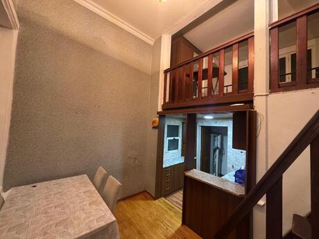2 otaqlı köhnə tikili - Sahil m. - 45 m²