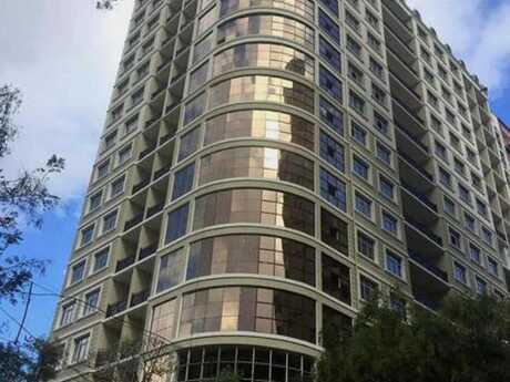 Elan №5802148 - Bakı, Gənclik m., 4 otaqlı, 215 m², 12/17 mərtəbə