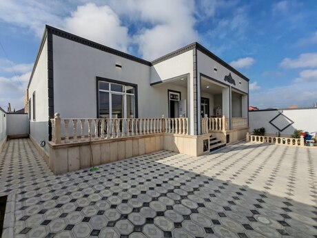 4 otaqlı həyət evi/bağ evi - Savalan q. - 170 m²