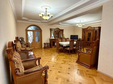 4-комнатная квартира, 170 м², Memar Əcəmi: 358 000 ₼ 2