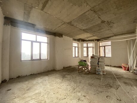 4-комнатная квартира, 204 м², Nizami: 520 000 ₼ 5