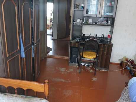 3 otaqlı köhnə tikili - Əhmədli q. - 75 m²