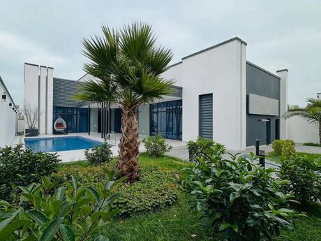 4-комн. дом/дача - пос. Бильгях - 360 м²