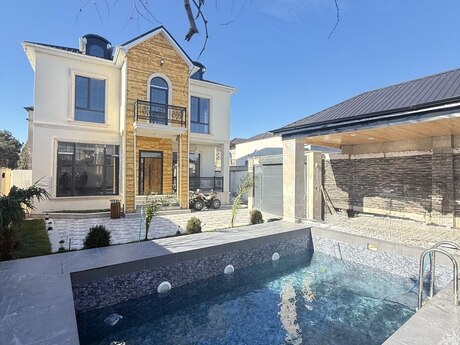 4 otaqlı həyət evi/bağ evi - Şüvəlan q. - 200 m²
