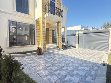 4 otaqlı həyət evi/bağ evi - Şüvəlan q. - 200 m²