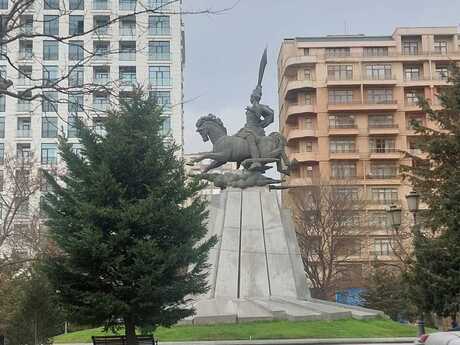 Elan №5803252 - Bakı, Nəsimi r., 4 otaqlı, 285 m², 4/17 mərtəbə