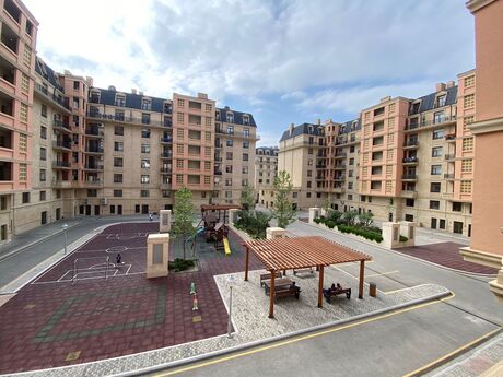 Объявление №5803246 - Баку, пос. Аг шехер, 3-комн., 129 м², 2/7 этаж