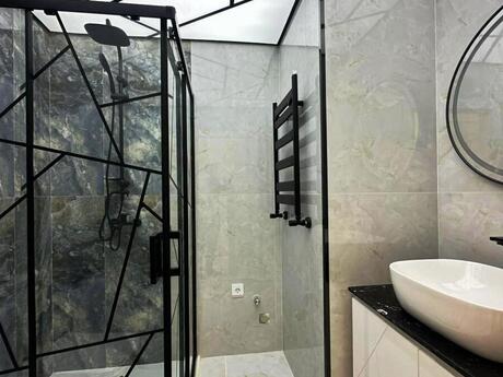 2 otaqlı yeni tikili - Şah İsmayıl Xətai m. - 75 m²