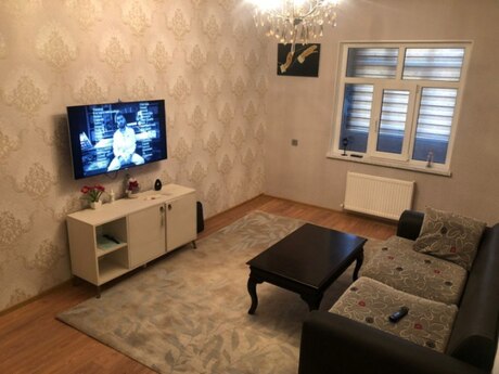3 otaqlı köhnə tikili - Gənclik m. - 75 m²