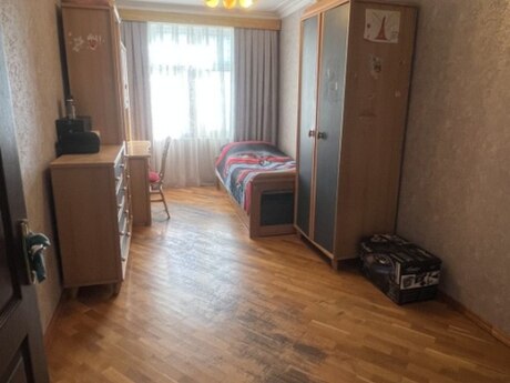 3 otaqlı köhnə tikili - Gənclik m. - 75 m²
