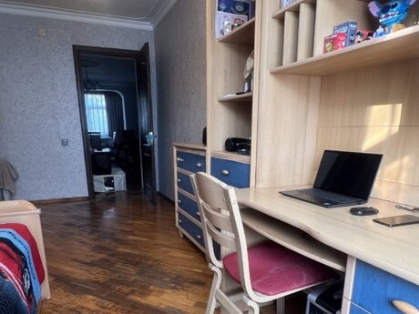 3 otaqlı köhnə tikili - Gənclik m. - 75 m²