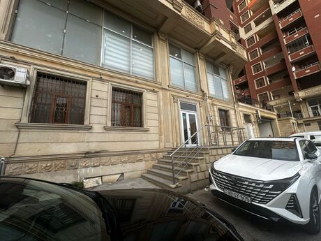 4-комн. офис - м. Низами - 142 м²
