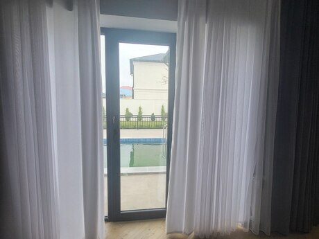 4 otaqlı həyət evi/bağ evi - Buzovna q. - 178 m²