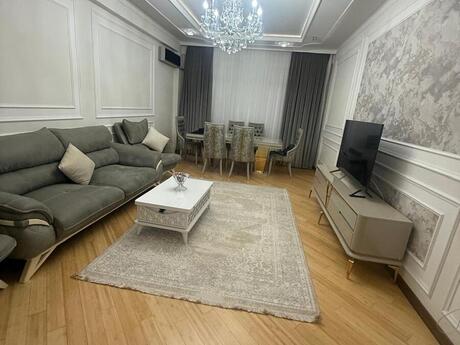 3 otaqlı yeni tikili - Nizami m. - 140 m²