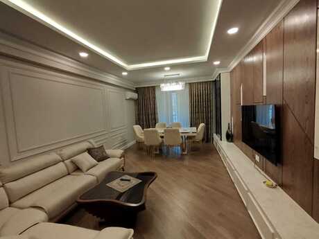 3-room new-build apartment for rent in Şah İsmayıl Xətai, 150 m², 1 800 AZN/mo, photo 5 / 12