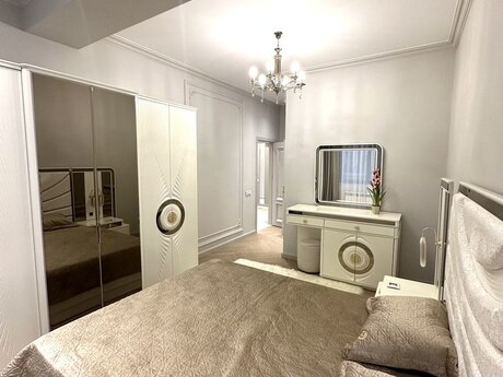 3 otaqlı mənzil, 113 m², 28 May: 435 000 ₼ 5