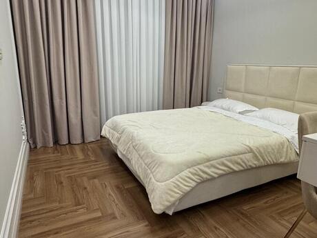 3-комн. новостройка - м. 8 ноября - 110 м²