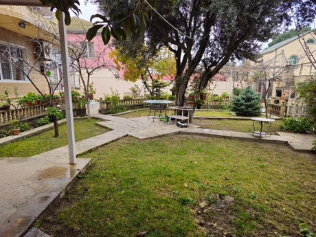 Elan №5804170 - Bakı, Həzi Aslanov m., 7 otaqlı, 330 m²