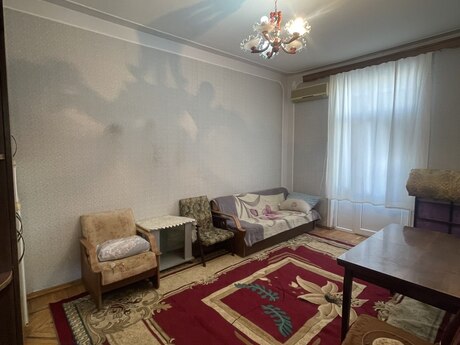 2 otaqlı köhnə tikili - Nizami m. - 40 m²