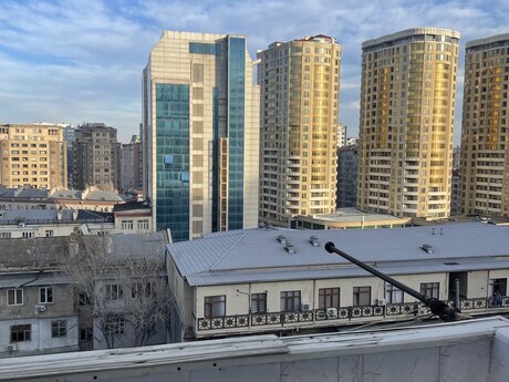 2 otaqlı köhnə tikili - Nizami m. - 40 m²