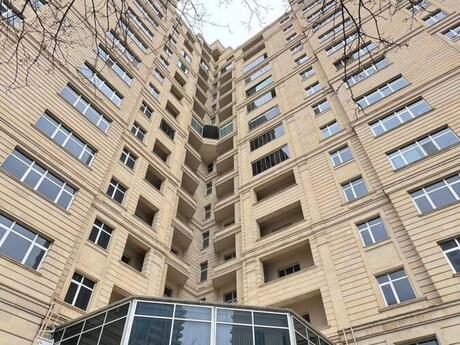 3-комн. новостройка - м. 28 мая - 153 м²
