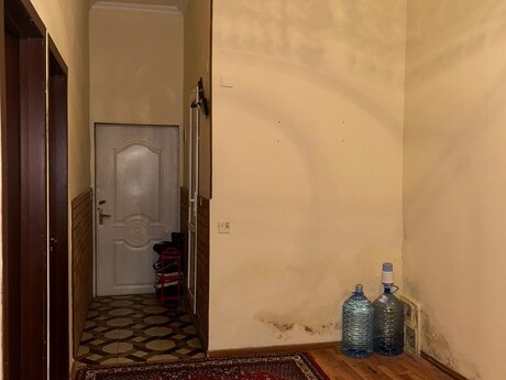 3 otaqlı köhnə tikili - Memar Əcəmi m. - 55 m²