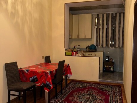 Elan №5804553 - Bakı, Memar Əcəmi m., 3 otaqlı, 55 m², 1/9 mərtəbə