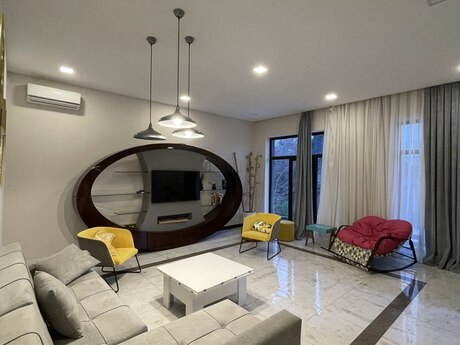 4 otaqlı həyət evi/bağ evi - Mərdəkan q. - 250 m²