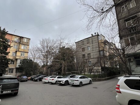 Obyekt - Memar Əcəmi m. - 105 m²