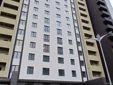 5 otaqlı yeni tikili - Şah İsmayıl Xətai m. - 204 m²