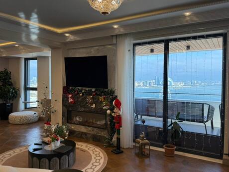 5 otaqlı yeni tikili - Bayıl q. - 231 m²