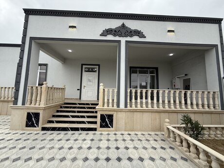 4 otaqlı həyət evi/bağ evi - Savalan q. - 147 m²