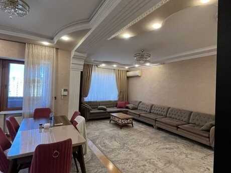 Elan №5805660 - Bakı, Nizami m., 3 otaqlı, 115 m², 15/18 mərtəbə