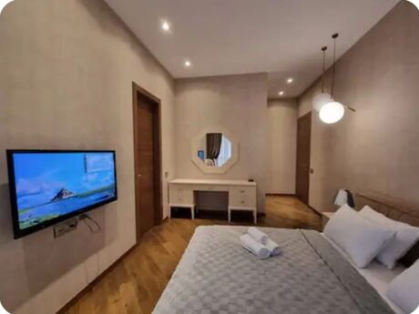 4 otaqlı yeni tikili - 28 May m. - 200 m²