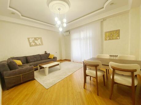 2 otaqlı yeni tikili - Şah İsmayıl Xətai m. - 100 m²