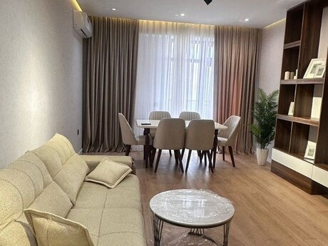 2 otaqlı yeni tikili - 8 Noyabr m. - 106 m²