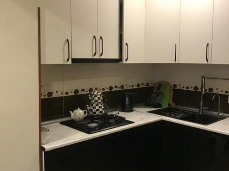 5 otaqlı köhnə tikili - Nəriman Nərimanov m. - 110 m²