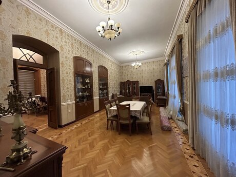 4-комн. офис - м. Ичеришехер - 200 м²