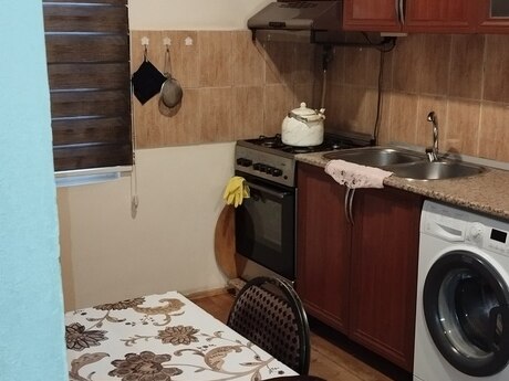 1 otaqlı köhnə tikili - Xətai r. - 45 m²